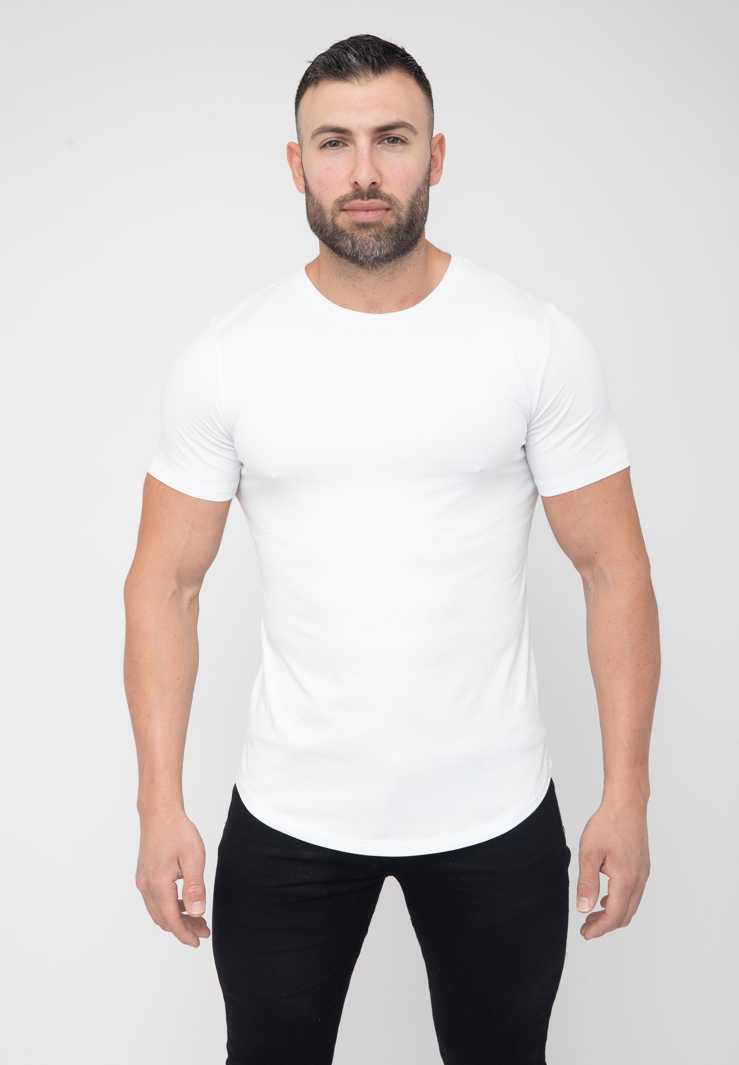Basic Muscle Fit T-Shirt - Curved Hem Crew Neck