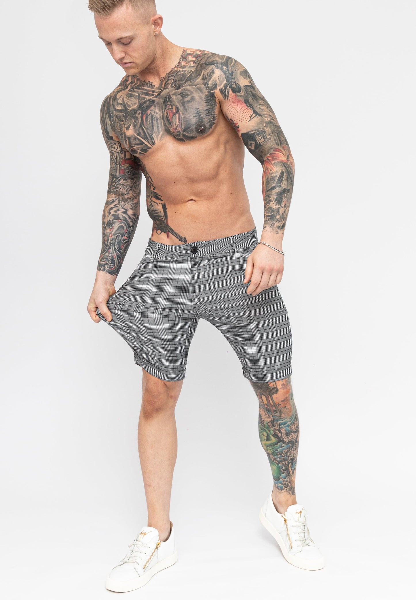 Men's Grey Check Pattern Skinny Fit Stretch Chino Shorts